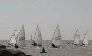 The race for the London Trophy gets underway and John Tappenden catches the rest of the fleet on starboard tack