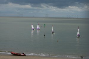 The wind drops right off on the third race
