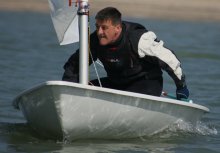 Ken Potts takes his Laser into first place in the Autumn Series