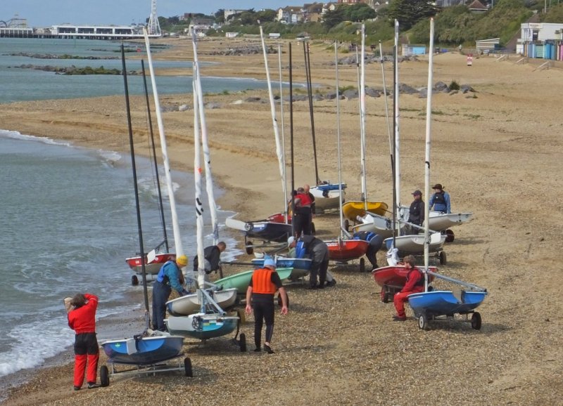 Rigging up (picture - Colin Waddell)