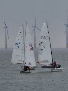 Allen leads while Clarke 4447 and Ingle 2223 tries to steal his wind