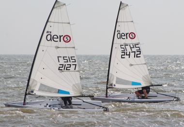 Two RS Aeros have a close encounter