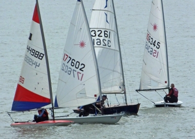 A cluster of craft as they head towards the line