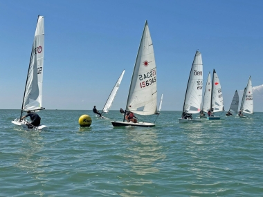 Easy does it round Kingscliff