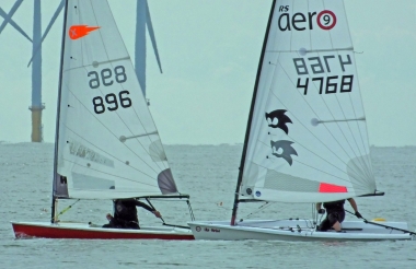 Chris Maloney in his Comet, windward of Derroll Pedder's RS Aero