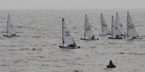 Minutes after the start of the Autumn Series 3 race, Andy Cornforth heads the leading boats
