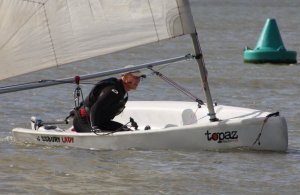 Simon Kedge balancing the Topaz on a reach up the coast