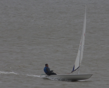 Ken Potts just flies down the coast on the reach to the Lilley Farm buoy