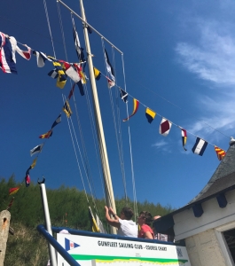 The starting signal flag team in action