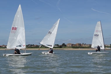 Andy Cornforth sailing by the lee (in the centre of the picture) on the run from Seaward to the line