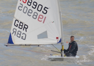 John Tappenden concentrates on his way to winning the Paxton Jug