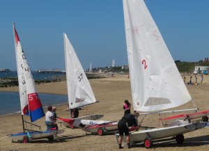 Getting rigged-up on the beach before the start of the race